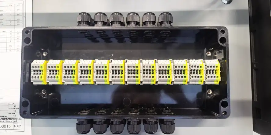 Przelotowa skrzynka ATEX EX e